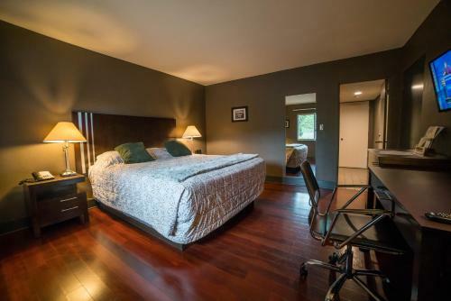 Hotel Lemon Tree Inn