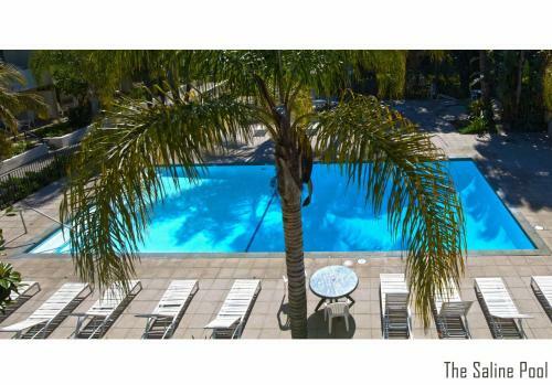 Hotel Lemon Tree Inn