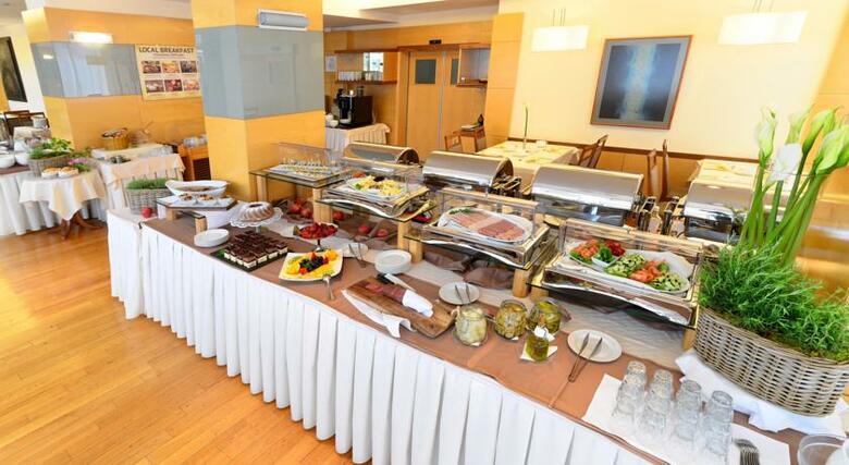 Best Western Lovec Premier Hotel