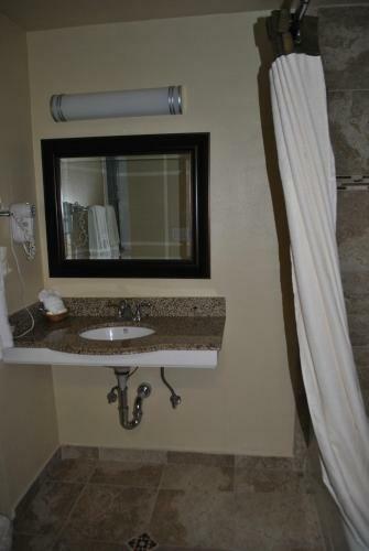 Motel Oasis Inn And Suites
