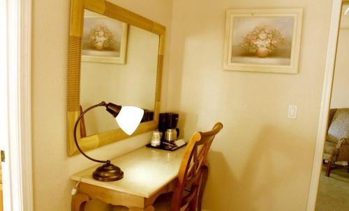 Posada Solvang Inn & Cottages