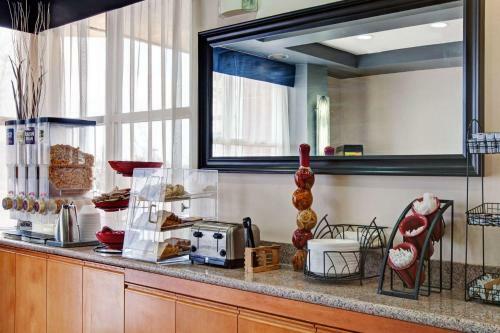 Hotel Ramada Limited And Suites San Francisco Airport
