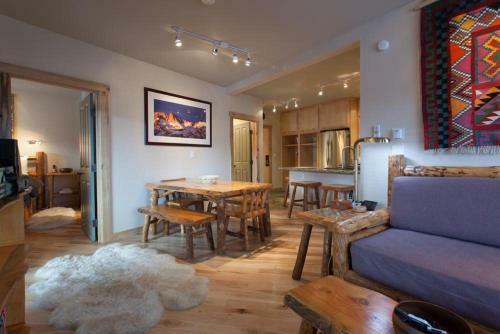 Apartamento Juniper Springs Lodge # 426