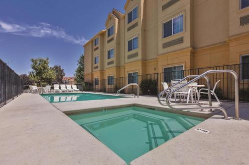 Hotel La Quinta By Wyndham Tulare