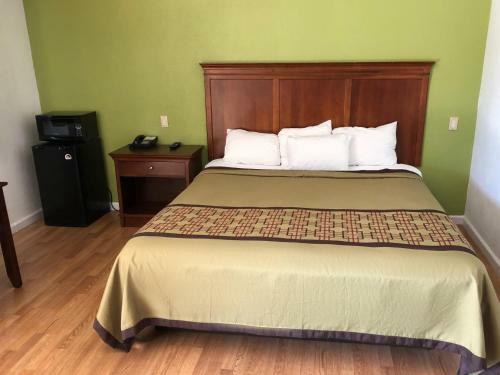 Motel Americas Best Value Inn Visalia