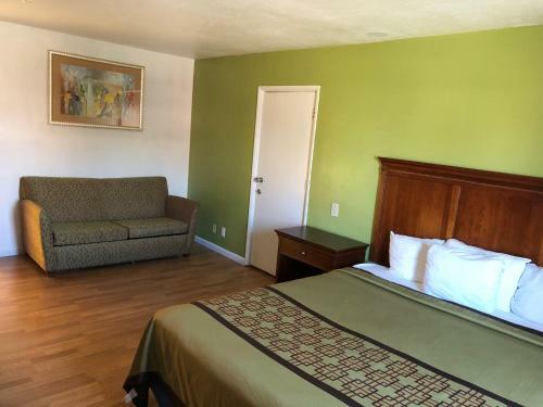 Motel Americas Best Value Inn Visalia