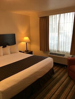 Hotel Comfort Inn & Suites Visalia - Sequoia
