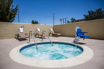 Hotel Comfort Suites Victorville