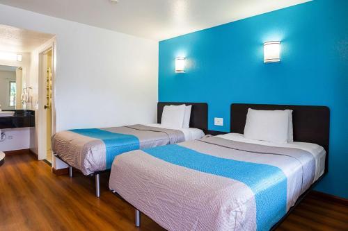 Motel 6 Ventura Downtown