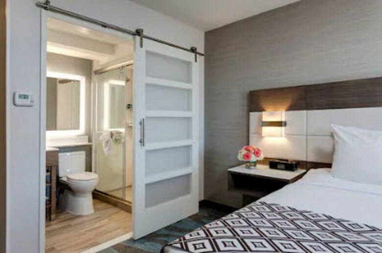 Crowne Plaza Hotel Ventura Beach