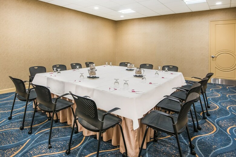 Crowne Plaza Hotel Ventura Beach