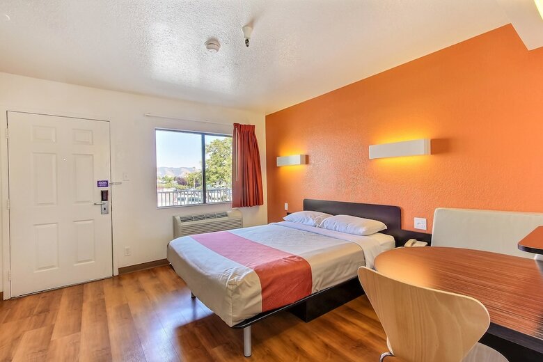 Motel 6 Watsonville - Monterey Area