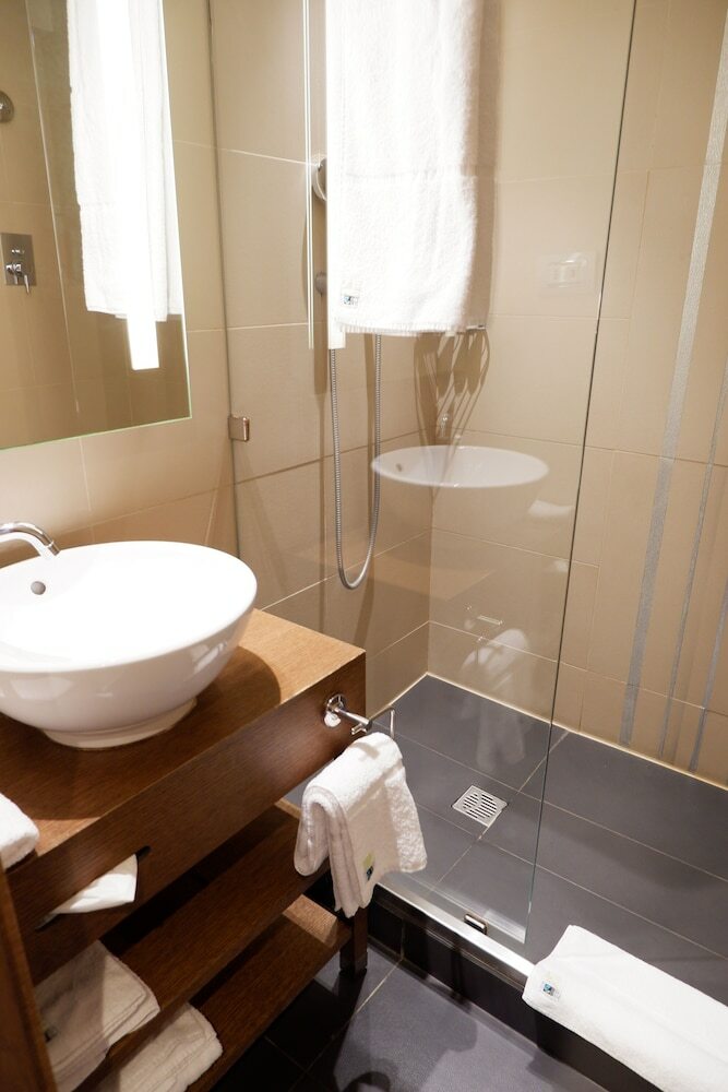 AC Hotel Ambassadeur Antibes - Juan Les Pins