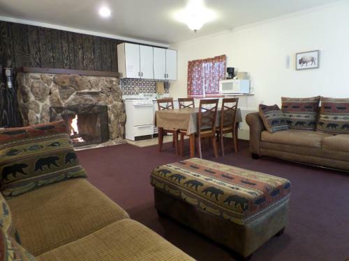 Motel Peak To Peak Lodge