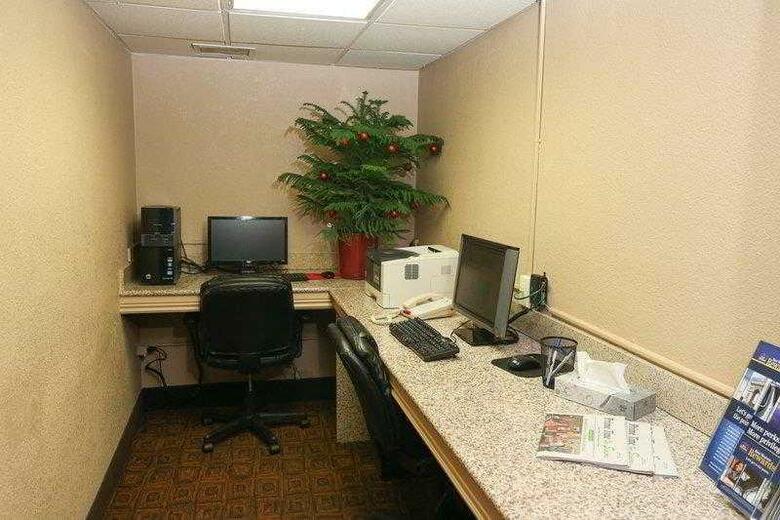 Hotel Quality Inn & Suites Denver Stapleton