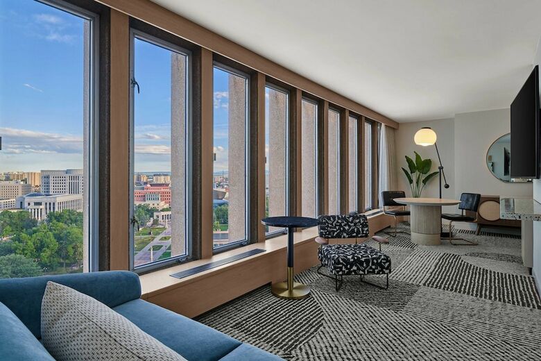 Sheraton Downtown Denver Hotel