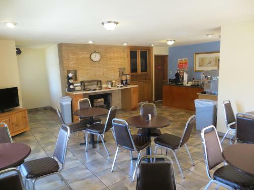 Silver Saddle Motel