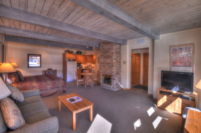Aparthotel Aspenwood, A Destination Residence