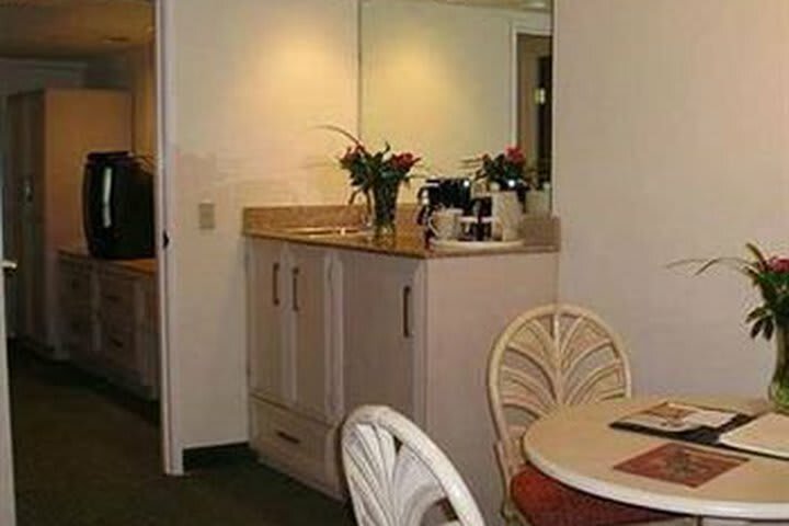 Hotel Ramada Suites Boca Raton