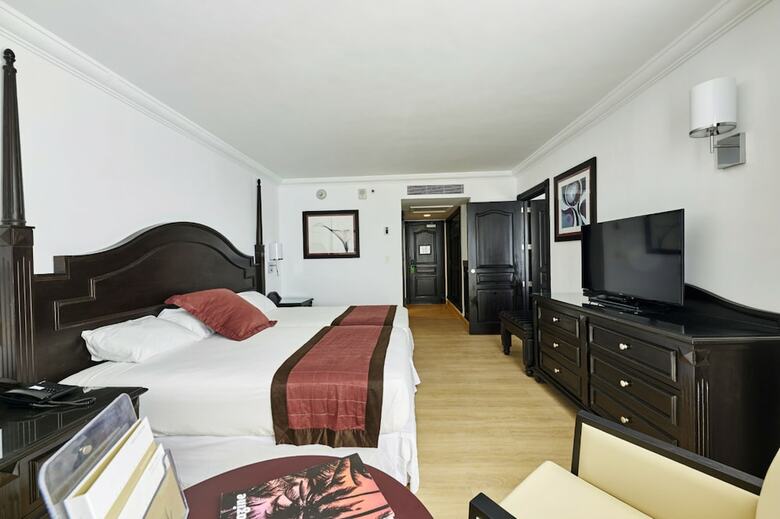 Hotel Riu Palace Paradise Island All Inclusive