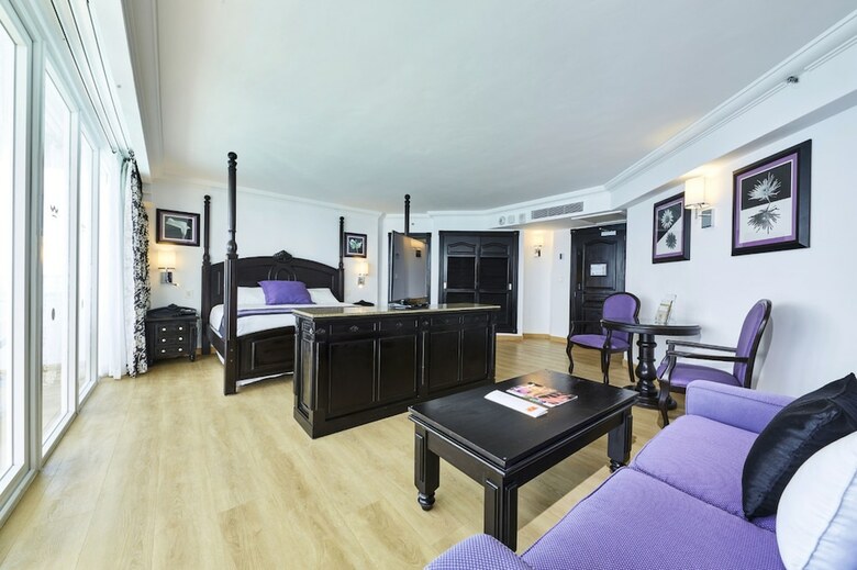 Hotel Riu Palace Paradise Island All Inclusive
