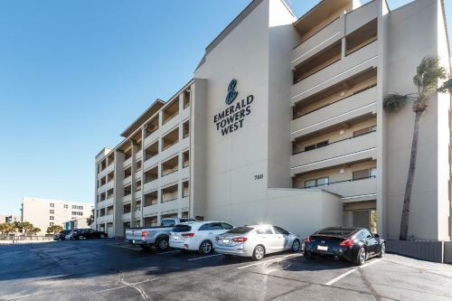 Apartamento Emerald Towers West 5004