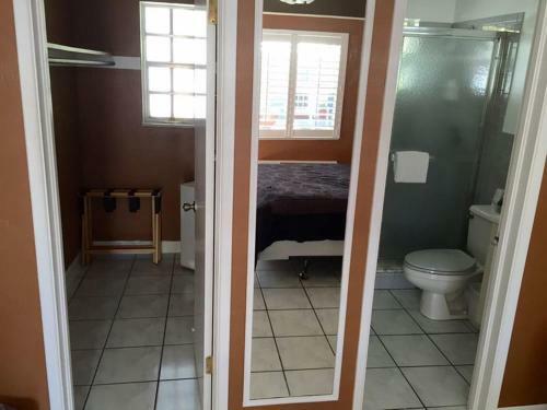 Hostal Coral Reef Guesthouse