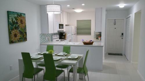 Aparthotel Downtown Hollywood Boutique Hotel