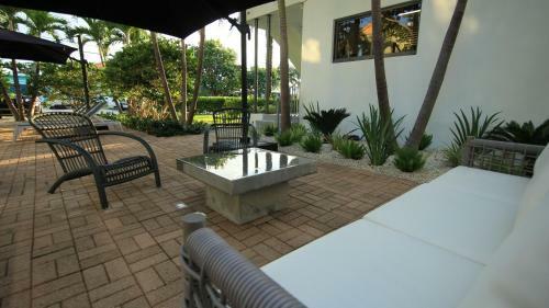 Hotel The Coral Reef
