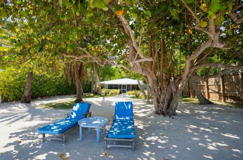 Hotel Pines & Palms Resort