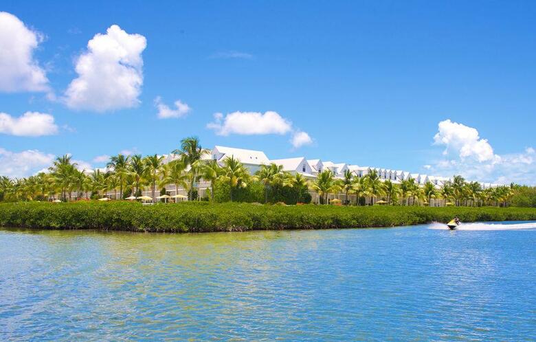 Parrot Key Hotel And Resort