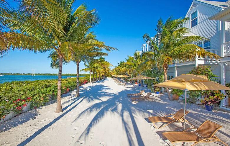 Parrot Key Hotel And Resort