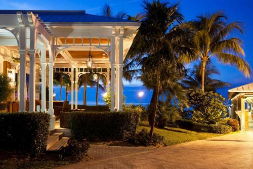 Hotel Sunset Key Cottages, A Luxury Collection Resort, Key West