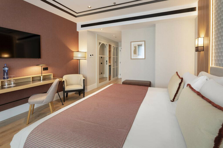 Catalonia Plaza Espa�a Hotel & Spa