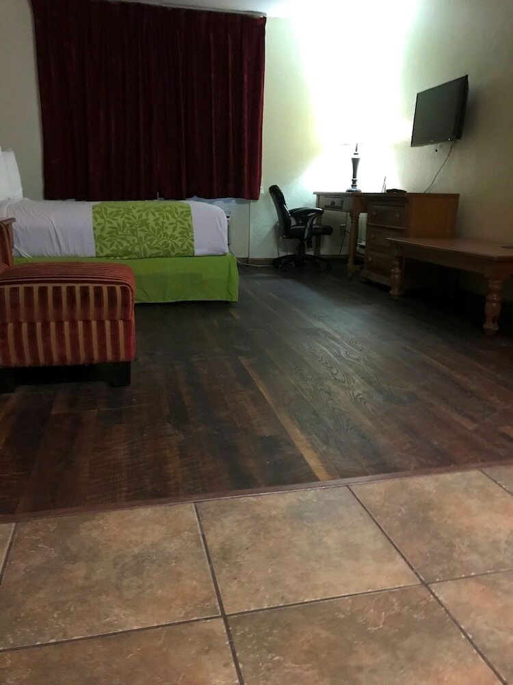 America's Best Value Inn Executive Suites & Hotel