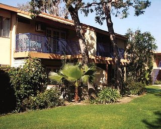 Hotel Dolphins Cove Resort