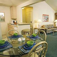 Hotel Dolphins Cove Resort