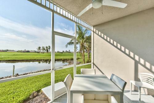 Apartamentos Catina Golf Condo At The Lely Resort