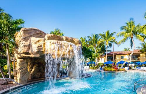 Hotel Naples Bay Resort And Marina