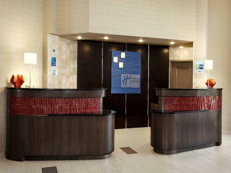 Hotel Holiday Inn Express Naples Downtown 5th Avenue