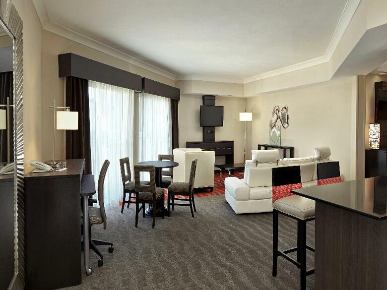 Hotel Holiday Inn Express Naples Downtown 5th Avenue