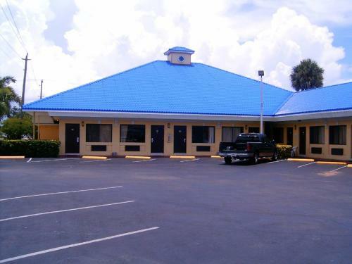 Motel Budget Inn Of Okeechobee