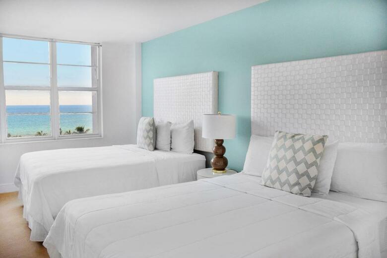 Apartamentos Seacoast Suites