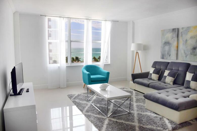Apartamentos Seacoast Suites