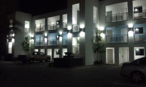 Hotel Lotus Boutique Inn And Suites