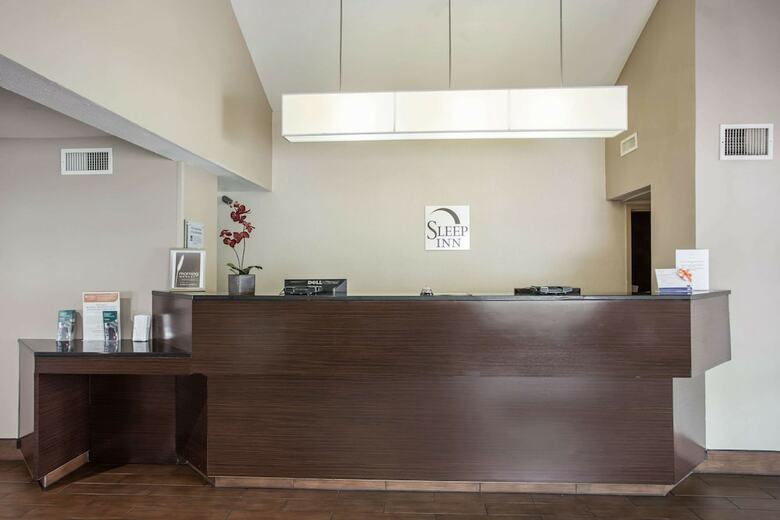Hotel Sleep Inn Airport