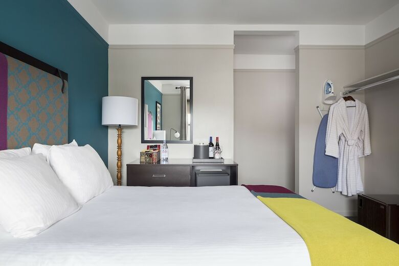 City Suites Hotel