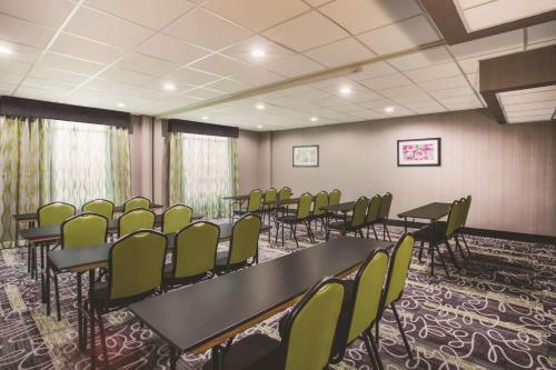 Hotel La Quinta By Wyndham Clearwater South