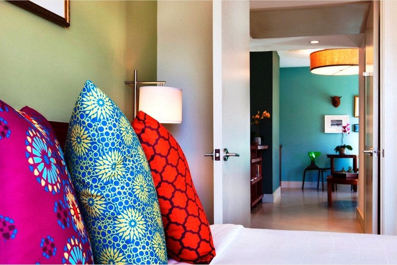 El Paseo Hotel