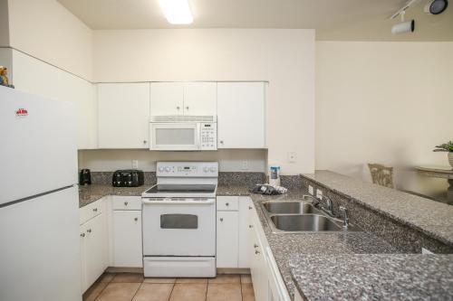 Hotel Shores Of Panama By Panhandle Getaways